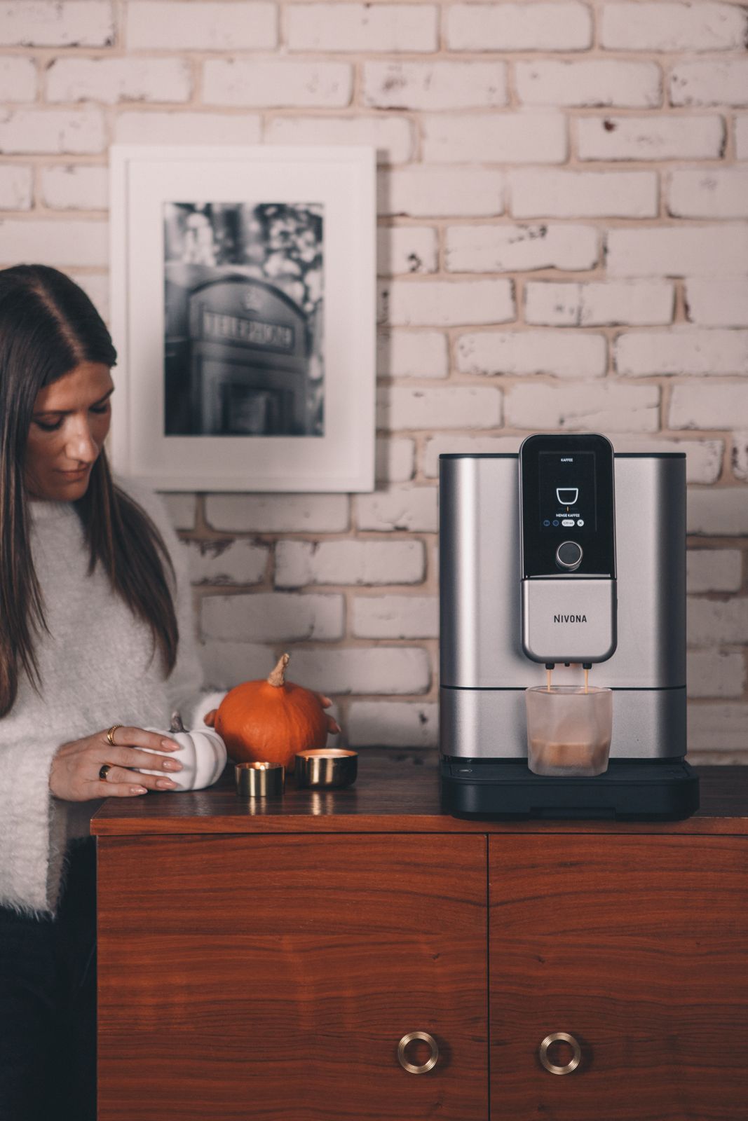 Removable RomaticaPlus brewing unit of Nivona 8107 for easy cleaning and maintenance​